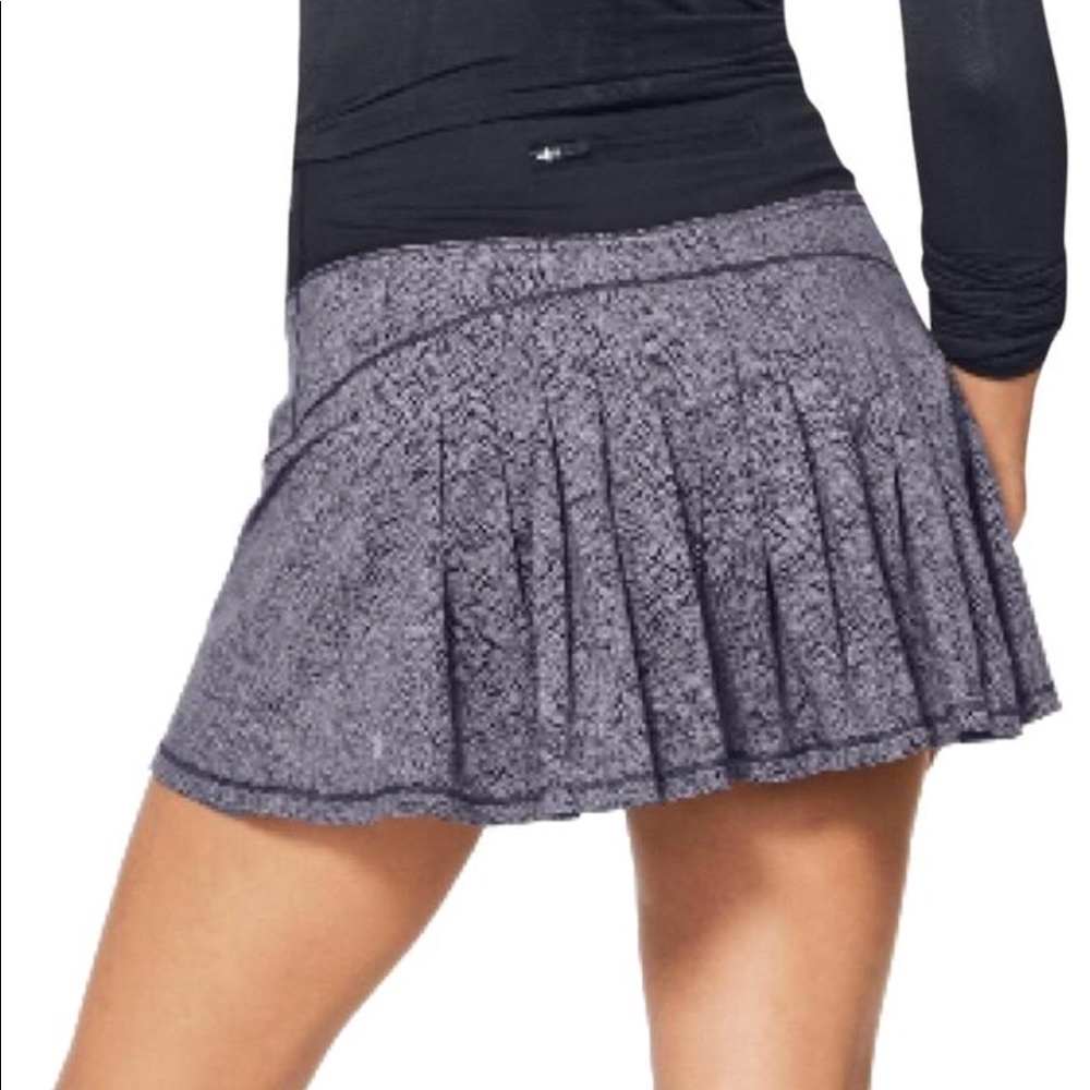 NWT Lululemon Circuit Breaker II DDLB/BLK